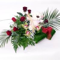 Dikmen Akp�nar Ankara  hediye sevgilime hediye �i�ek  cam i�erisinde 3 orkide 7 g�l ve ayicik