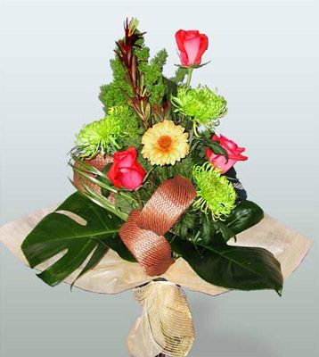 Dikmen Akp�nar Ankara  hediye sevgilime hediye �i�ek  3 adet g�l 4 adet gerbera �i�egi sade buket