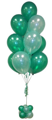 Sevdiklerinize 17 adet u�an balon demeti yollayin.  Ankara Dikmen 14 �ubat sevgililer g�n� �i�ek 