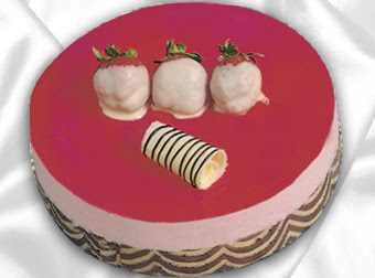 pasta siparisi 4 ile 6 kisilik yas pasta �ilekli yaspasta ankara �i�ek�i Dikmen ucuz �i�ek g�nder 