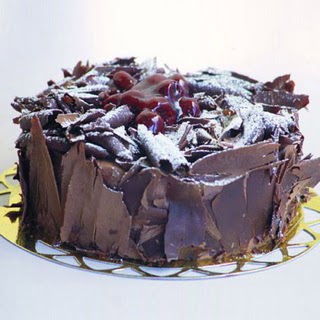 pasta yolla 4 ile 6 kisilik visneli �ikolatali yas pasta Dikmen ankara �i�ek ma�azas� , �i�ek�i adresleri 
