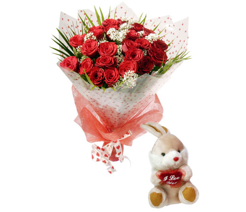 10 adet kirmizi g�l ve hediye pelus oyuncak Ankara Dikmen �i�ek yolla 