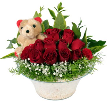 Cam tabakta 7 adet k�rm�z� g�l ve k���k ay� �i�ek�i Dikmen �i�ek servisi , �i�ek�i adresleri 