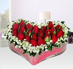 Kalp i�erisinde 10 adet k�rm�z� g�l ankara �i�ek yolla Dikmen malazgirt �i�ek�i telefonlar� 