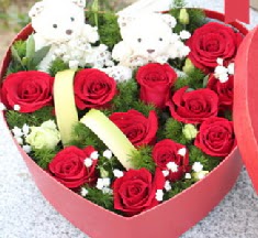 2 adet ay�c�k 9 k�rm�z� g�l kalp i�erisinde Ankara Dikmen kaliteli taze ve ucuz �i�ekler 