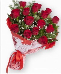 11 adet k�rm�z� g�l buketi Dikmen �lkad�m �i�ek g�nderme sitemiz g�venlidir 