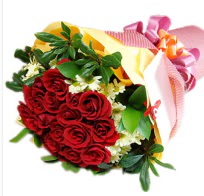 12 adet k�rm�z� g�l ve papatyalar ankara �i�ek yolla Dikmen malazgirt �i�ek�i telefonlar� 