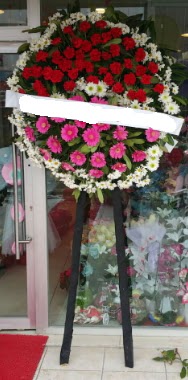 Cenaze �i�ek modeli A�a�� Dikmen ankara �i�ek�i telefonlar� yurti�i ve yurtd��� �i�ek sipari�i 