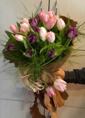 20 adet lale buketi �i�e�i Dikmen Keklikp�nar� �i�ek online �i�ek sipari�i 