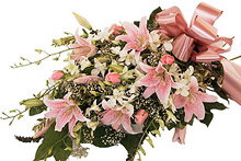 Pembe lilyum ve g�ller