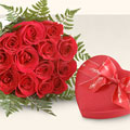 Dikmen Naci�ak�r �i�ek�i ma�azas�  10 adet g�l ve kalp �ikolata