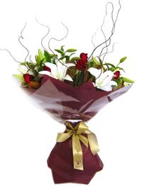 �i�ek�i Dikmen �i�ek servisi , �i�ek�i adresleri  7 adet kirmizi g�l 2 adet kazablanka buketi