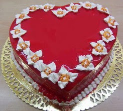 Dikmen cicek , cicekci  kalp bi�iminde yas pasta �zel kisilere 