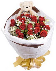 15 cm boyutlarinda ayicik ve 12 adet g�l Dikmen ankara �i�ek ma�azas� , �i�ek�i adresleri 