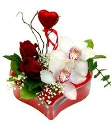 Ankara Dikmen �lker �i�ek yolla , �i�ek g�nder , �i�ek�i   mika kalp i�inde 2 g�l 1 kandil orkide kalp �ubuk
