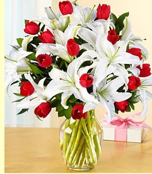 Dikmen ankara �i�ek ma�azas� , �i�ek�i adresleri  3 kazablanka 10 k�rm�z� g�l vazosu