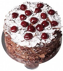 4 ile 6 ki�ilik �ikolatal� Vi�neli ya� pasta