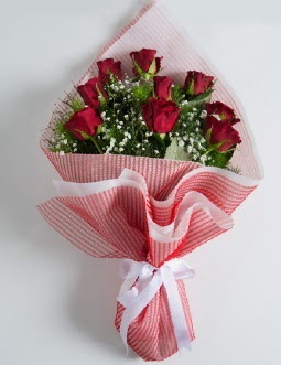 9 adet k�rm�z� g�lden buket Ankara Dikmen 14 �ubat sevgililer g�n� �i�ek 