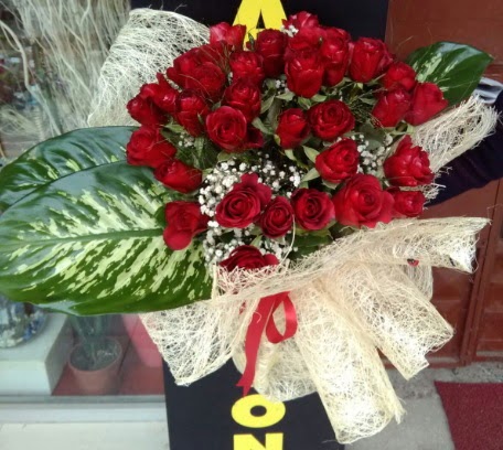 41 adet k�rm�z� g�l K�z isteme �i�e�i buketi Dikmen Ankara �i�ek g�nder uluslararas� �i�ek g�nderme 