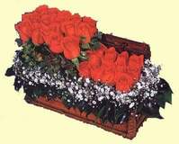 Dikmen Ankara �i�ek g�nder uluslararas� �i�ek g�nderme  Sandikta 13 adet g�ller